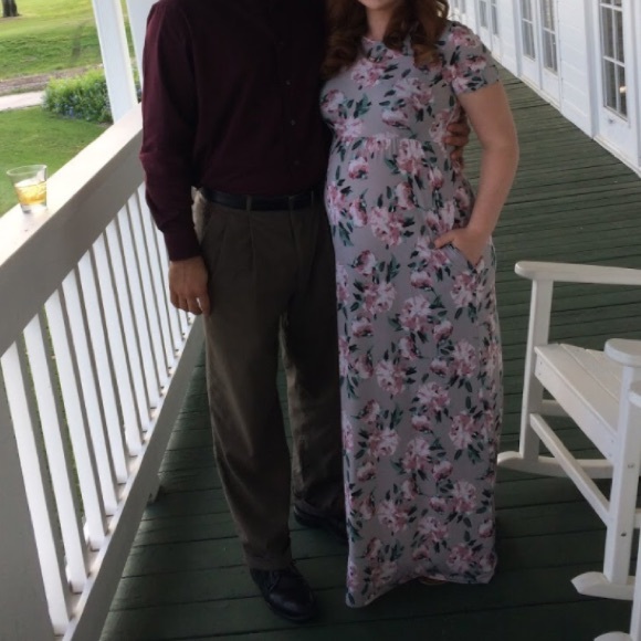 Maternity Floral Dress - Picture 6 of 6